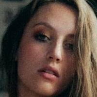 Aimée Pienschke Naakt