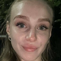 alice_19f Naakt