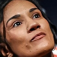 Amanda Serrano Naakt