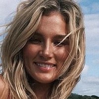 Amy Pejkovic Naakt