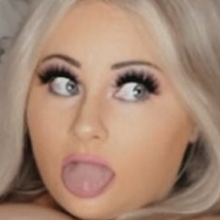 Amyvx Naakt