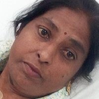 Angela Devi Naakt