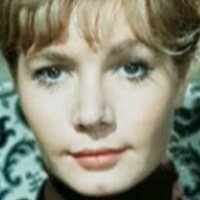 Ann Bell Naakt