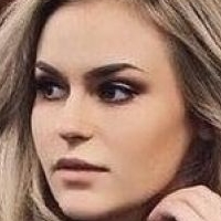Anna Nystrom Naakt