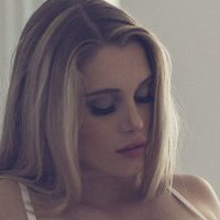 Anna Opsal Naakt