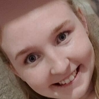 arianita Naakt