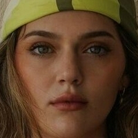Beca Trejo Naakt