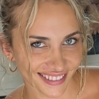 Bondi Brataka Naakt