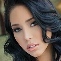 Carolina Petkoff Naakt