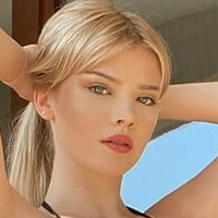 Celine Melina Naakt