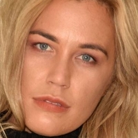 Charlotte Taundry Naakt
