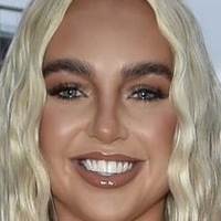 Cheyenne Kerr Naakt