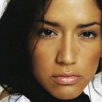 Claudia Davila Naakt