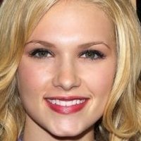 Claudia Lee Naakt