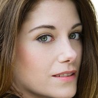 Elizabeth Alderfer Naakt