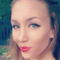 Ella Reid Naakt
