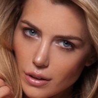 Elle Liberachi Naakt