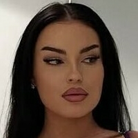 Emilia Emjeni Naakt