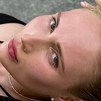 emilia.tt Naakt