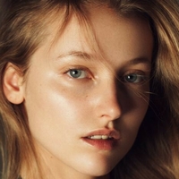 Emily Van Raay Naakt