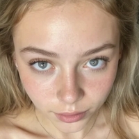 EmilyLaur / amibnw Naakt