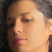 Emma Matia Naakt