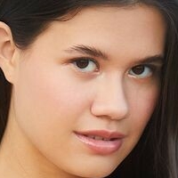 Evelin Elle Naakt
