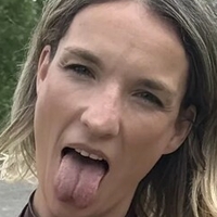 Feuchte Sandra Naakt