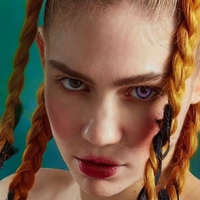 Grimes Naakt