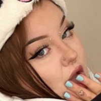 HollyPheobe Naakt