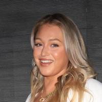 Iskra Lawrence Naakt