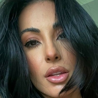 Jazmin Pineda Naakt