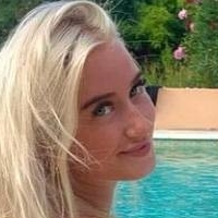 Josefine Simone Dahl Naakt