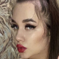 Julia Mistova Naakt