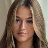 Julia Molinari Naakt