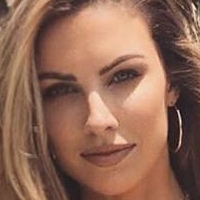 Katherine Webb-McCarron Naakt