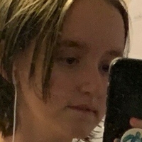 Kathrine S. Naakt