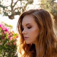 Kayla Coyote Naakt