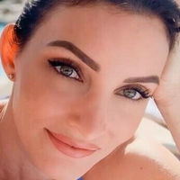 Kimberly Hrezo Naakt