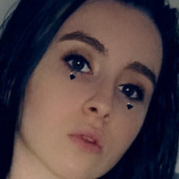 KylieeOW Naakt