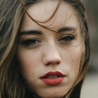 Laura Kokinova Naakt
