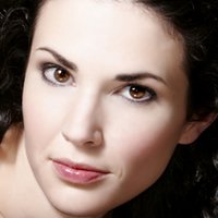 Laura Mennell Naakt