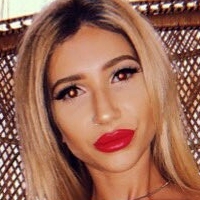 Layla Nicks Naakt