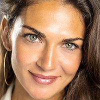 Lorena Bernal Naakt