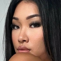 Martina Chen Naakt