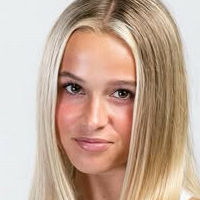 Mia Rogan Naakt