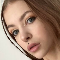 MiaDelish Naakt