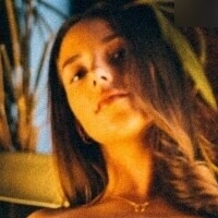 Millie Miles Naakt