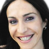 Mina Orfanou Naakt