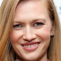 Mireille Enos Naakt